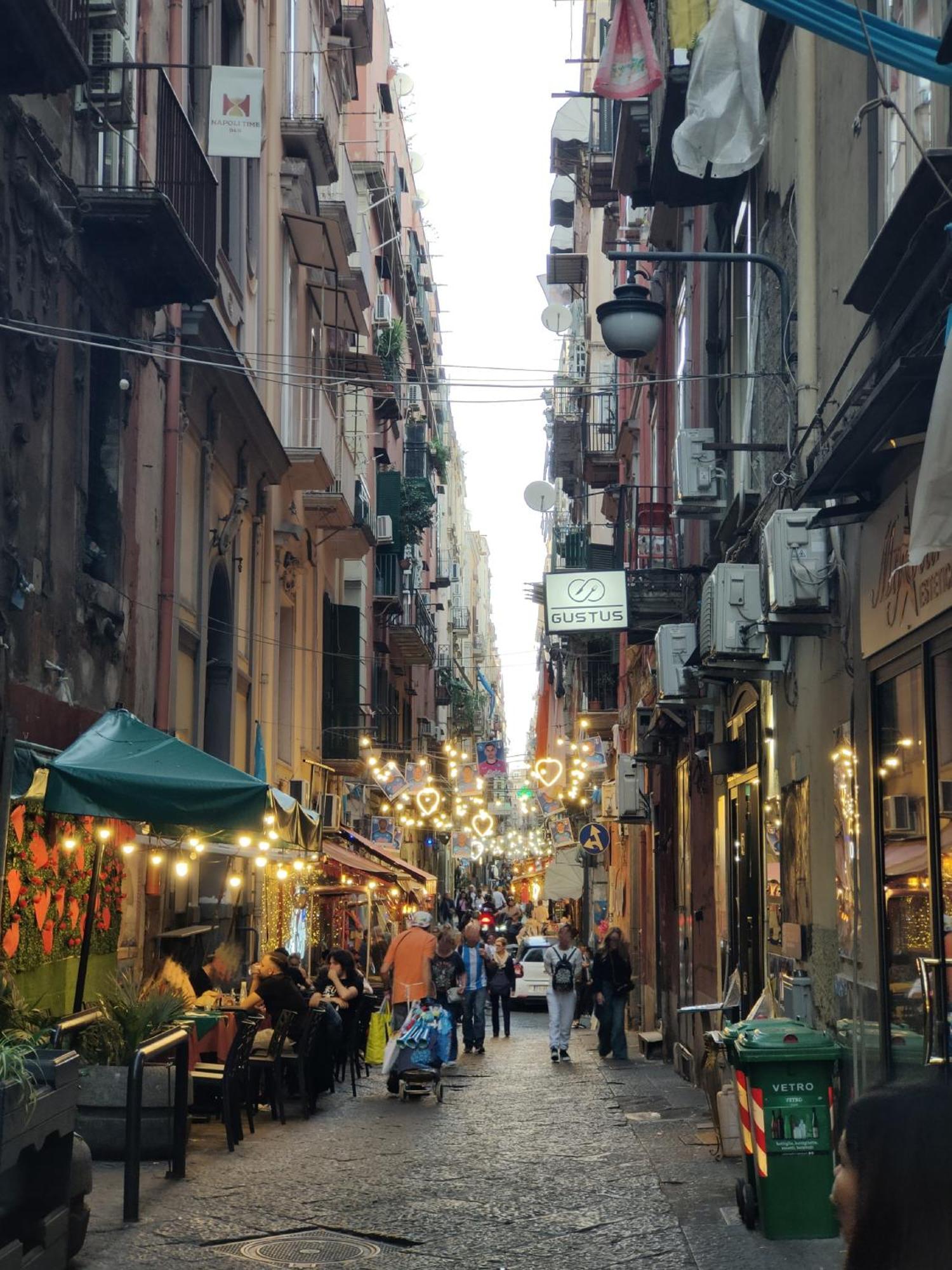 Napoli Centro Casa Annina Close To Toledo St Экстерьер фото