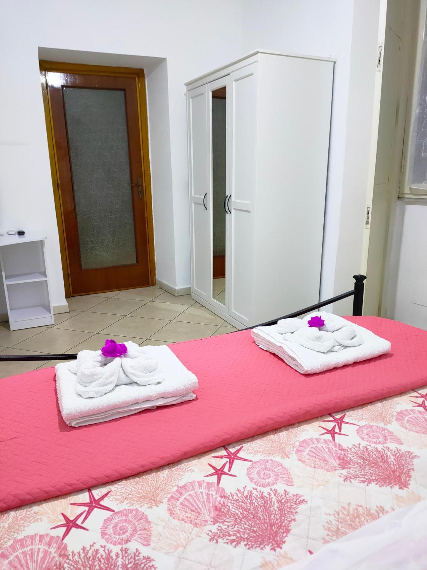 Napoli Centro Casa Annina Close To Toledo St Экстерьер фото